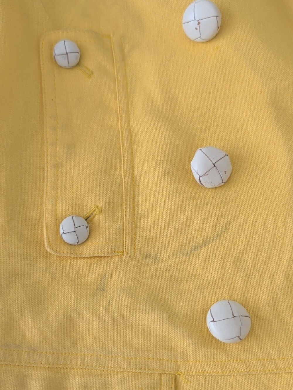 Burberry Yellow Double-Breasted Cotton Trench with White Buttons - Picture 2 of 9